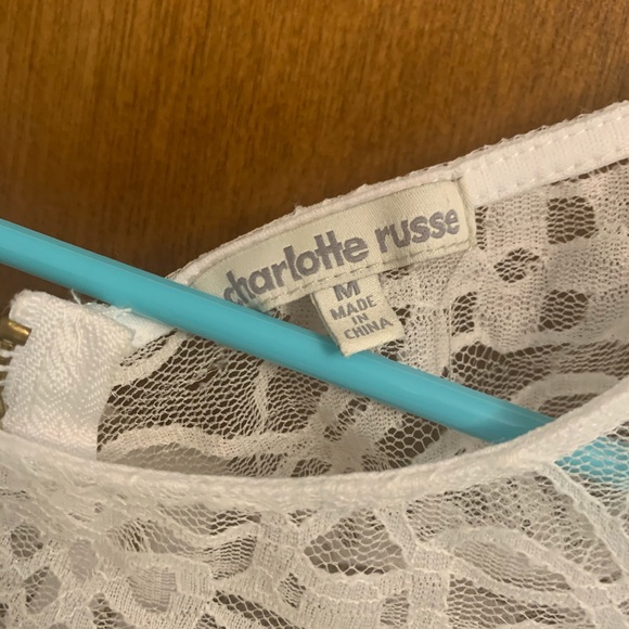 White lace dress - Picture 3 of 3